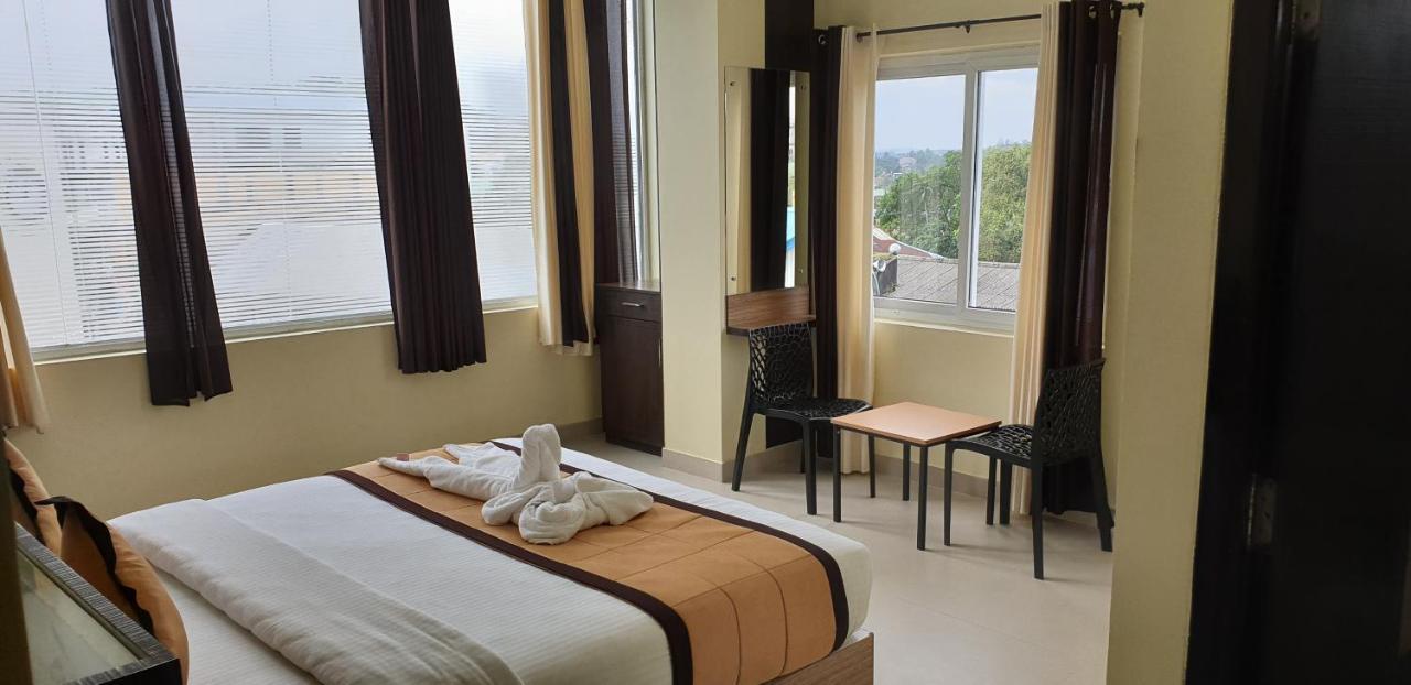 Hotel Landmark Port Blair Eksteriør bilde