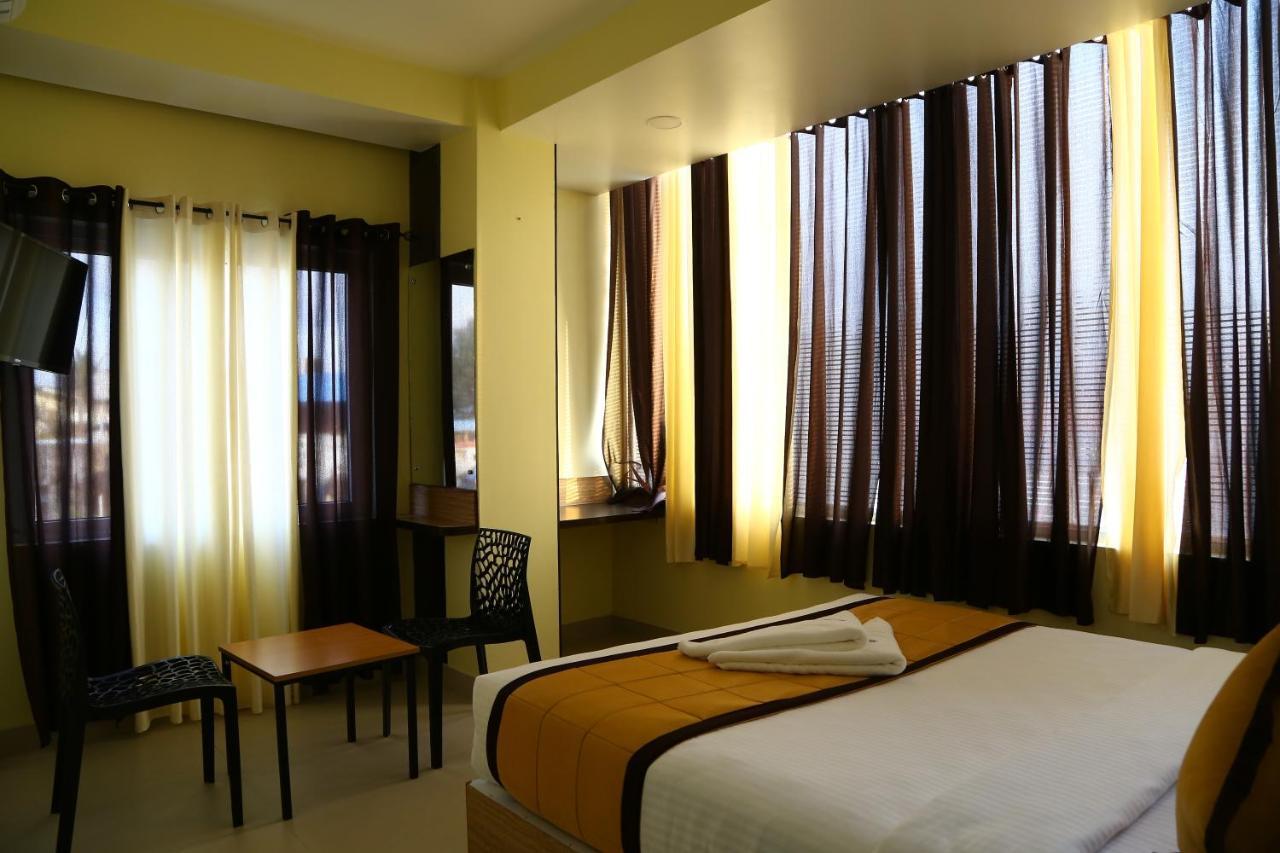 Hotel Landmark Port Blair Eksteriør bilde